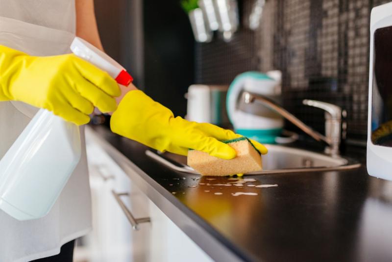 Как ухаживать за кухонным инвентарем, чтобы он служил долго?